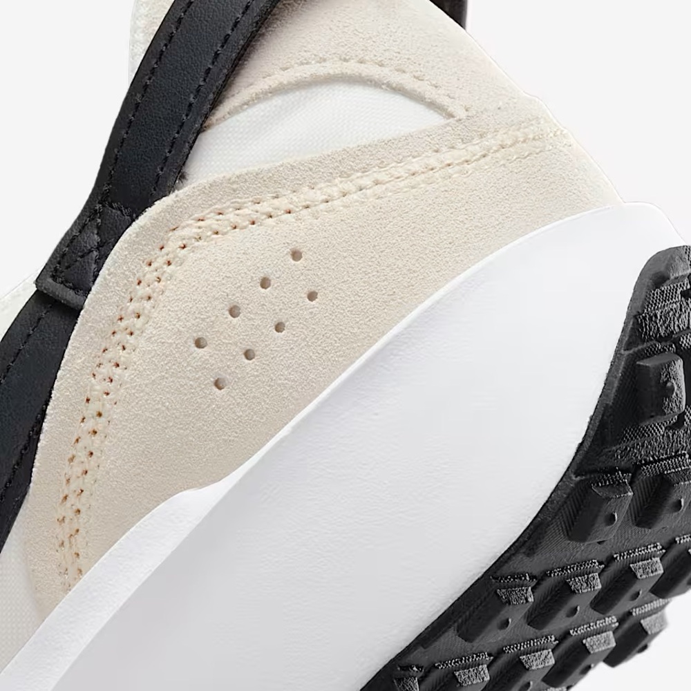 Brand New Nike Waffle Debut Women's Shoes “ Sanddrift/Phantom/White” DH9523 102 - Picture 8 of 11